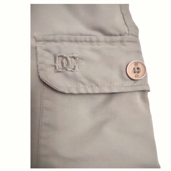 DC Collection Khaki Outdoor Cargo Shorts Size 30 Utility Unisex Sportswear - Picture 6 of 10